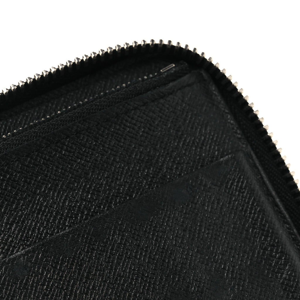 Damier Graphite Zippy Organizer Wallet