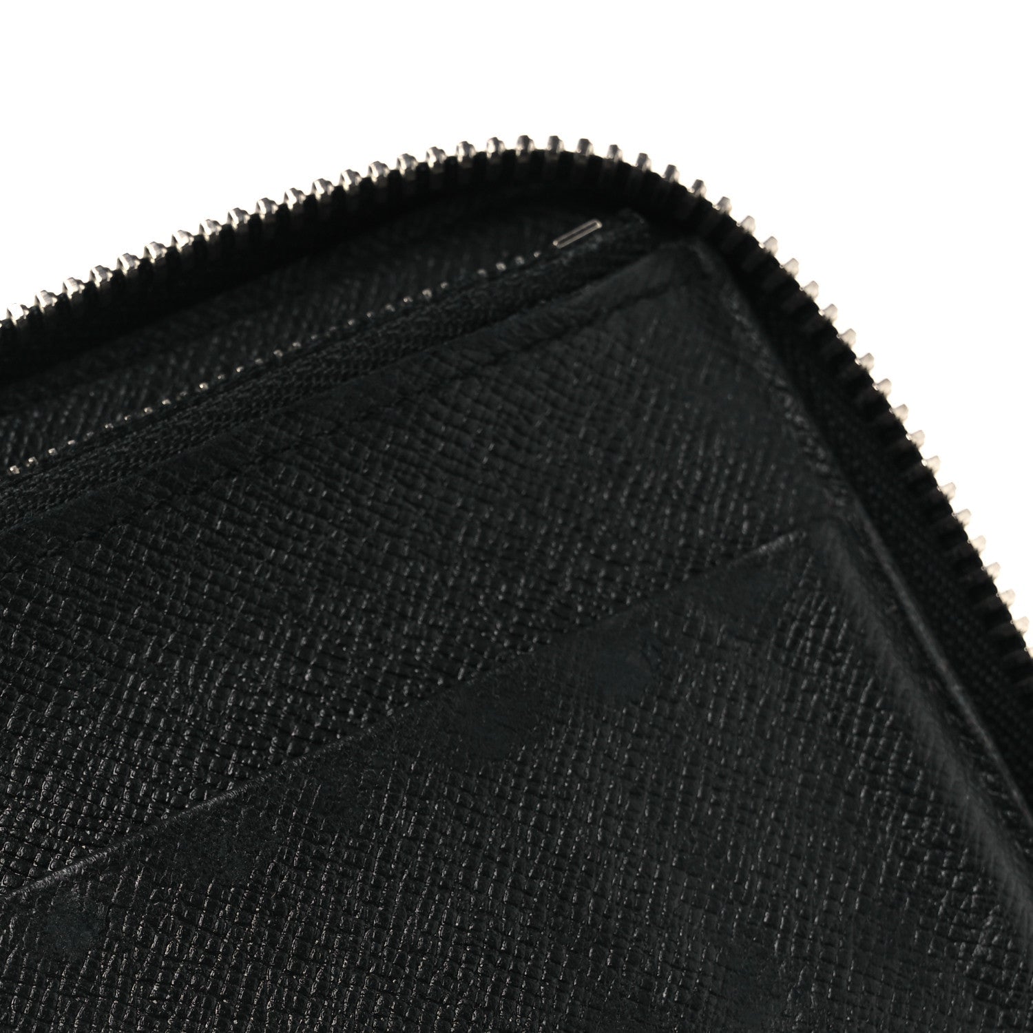Damier Graphite Zippy Organizer Wallet