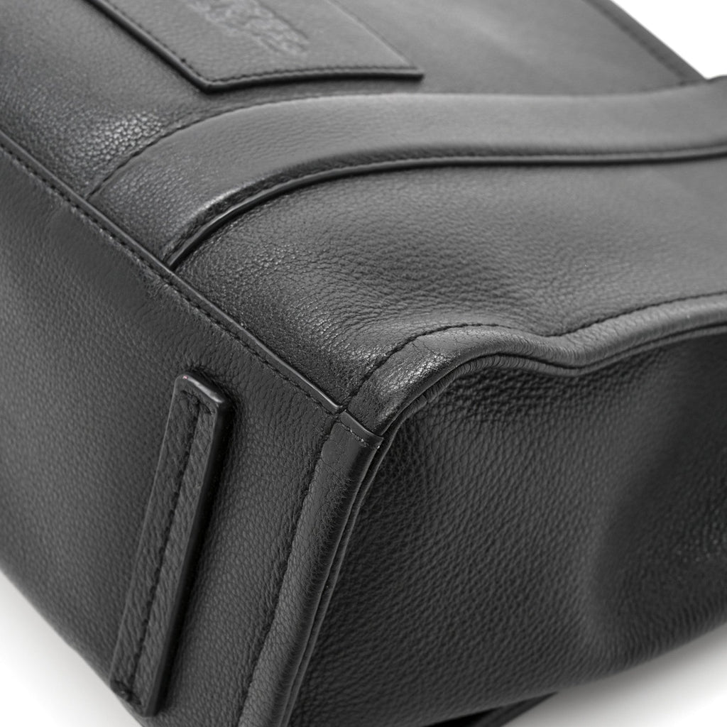 Grained Calfskin Medium The Tote Bag Black