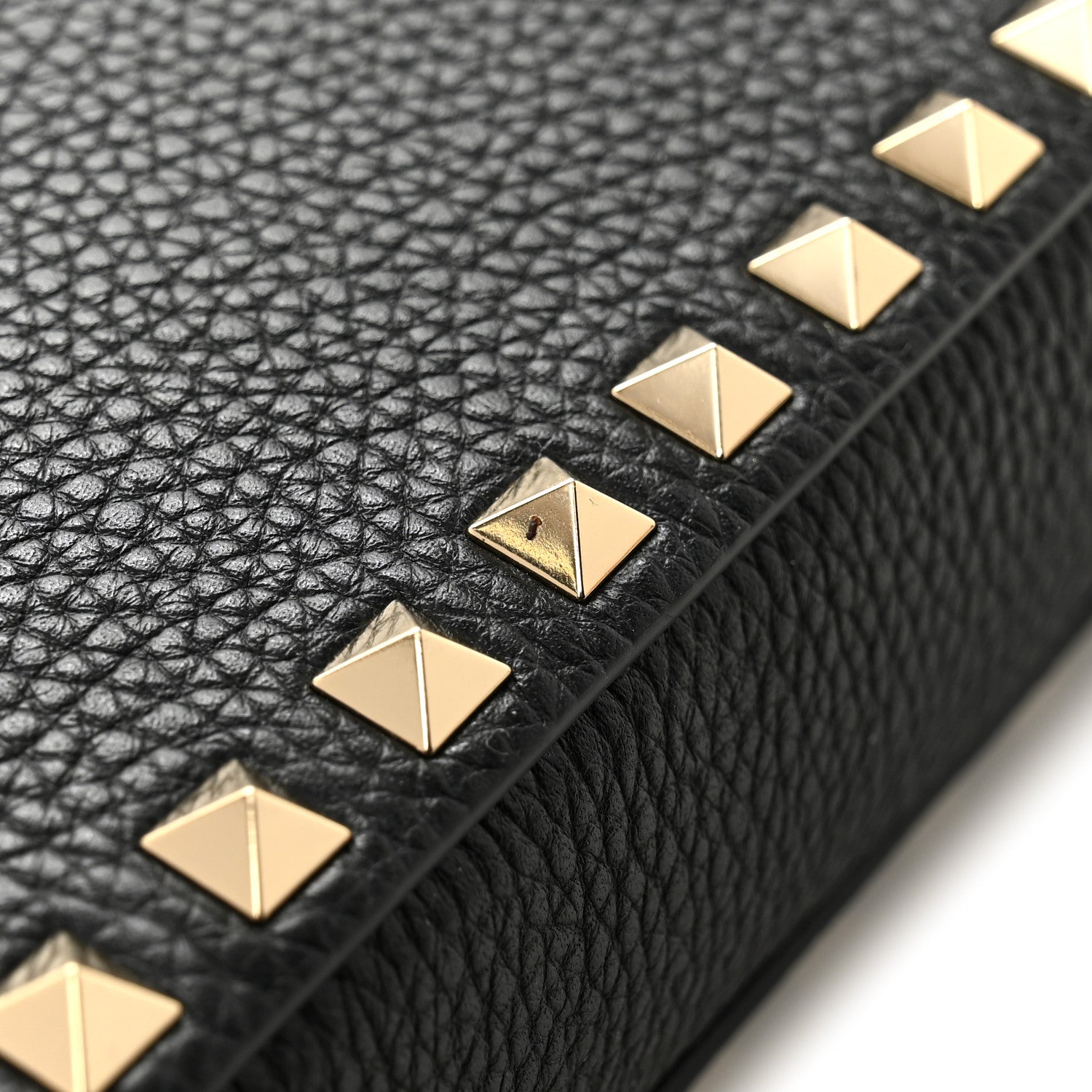 Pebbled Calfskin Rockstud Wristlet Zip Pouch Black