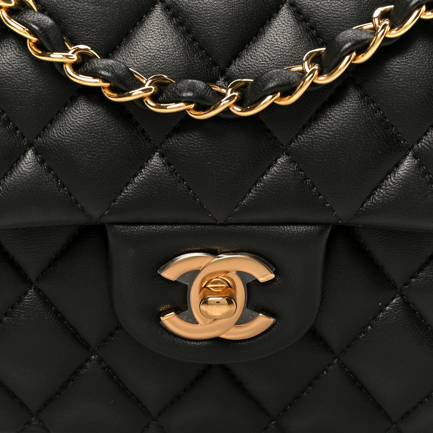 Lambskin Quilted Medium Double Flap Black