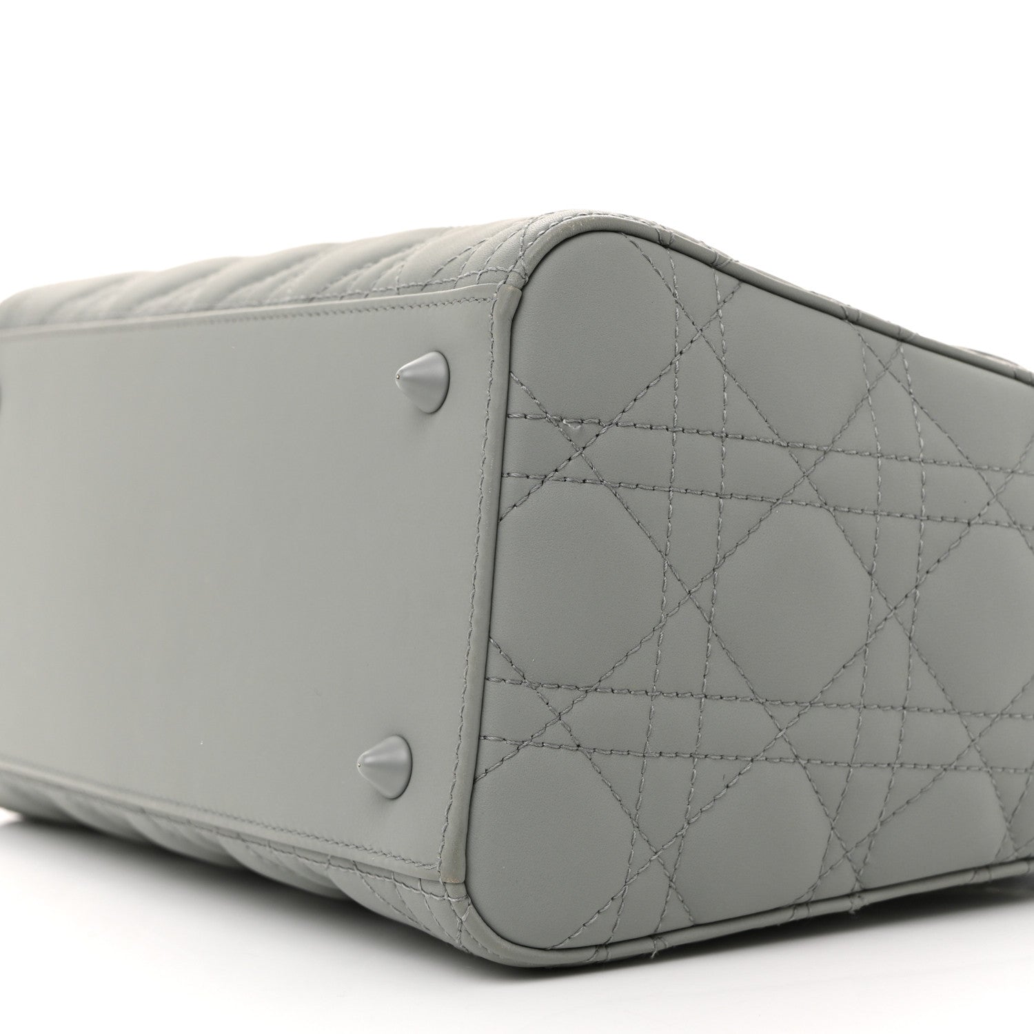 Ultra Matte Calfskin Cannage Medium Lady Dior Grey Stone