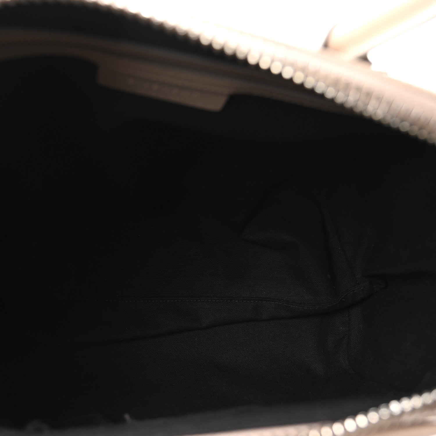 Shiny Lord Calfskin Medium Antigona Sand