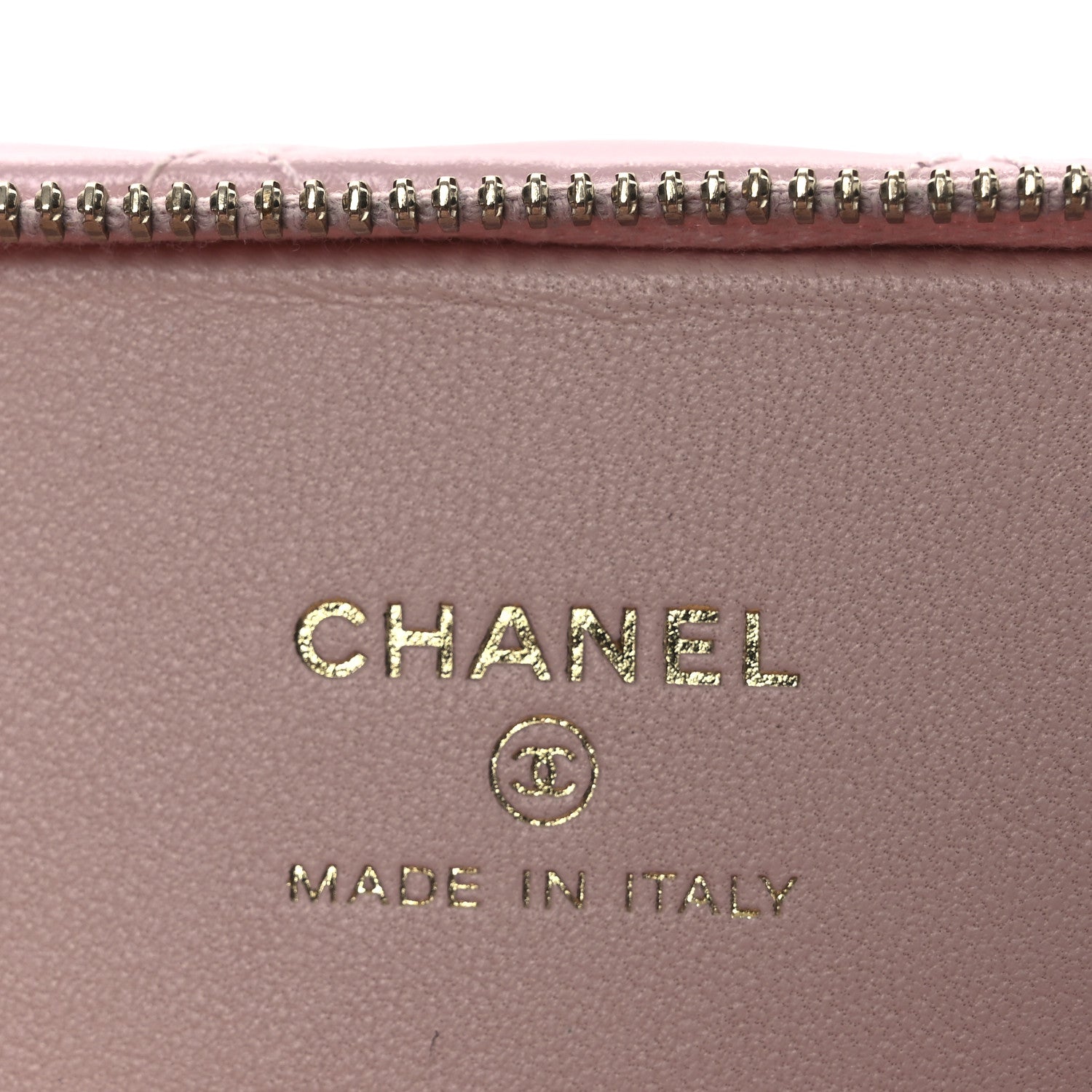 Shiny Lambskin Quilted Top Handle Vanity Case With Chain Pink
