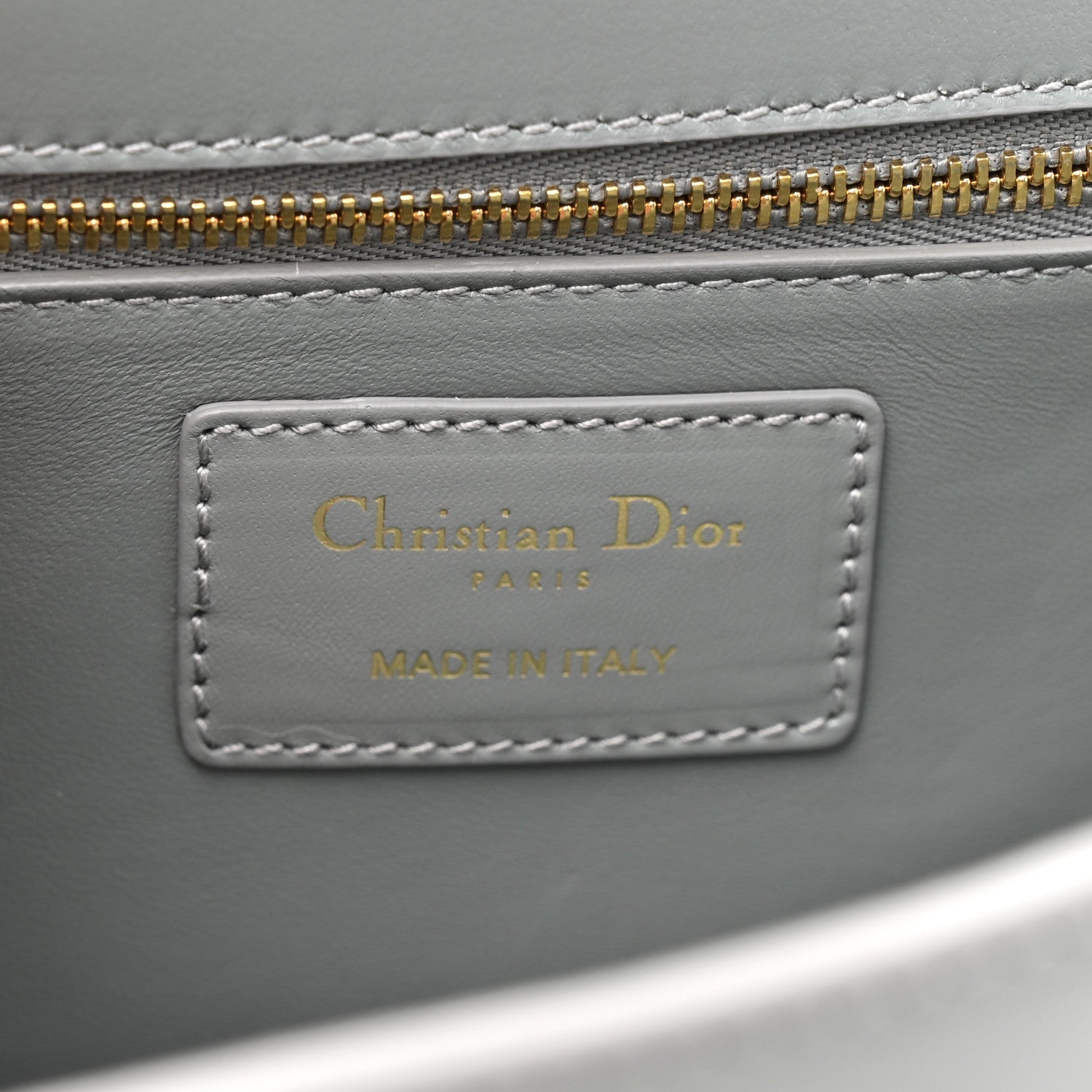 Box Calfskin 30 Montaigne Flap Bag Gray