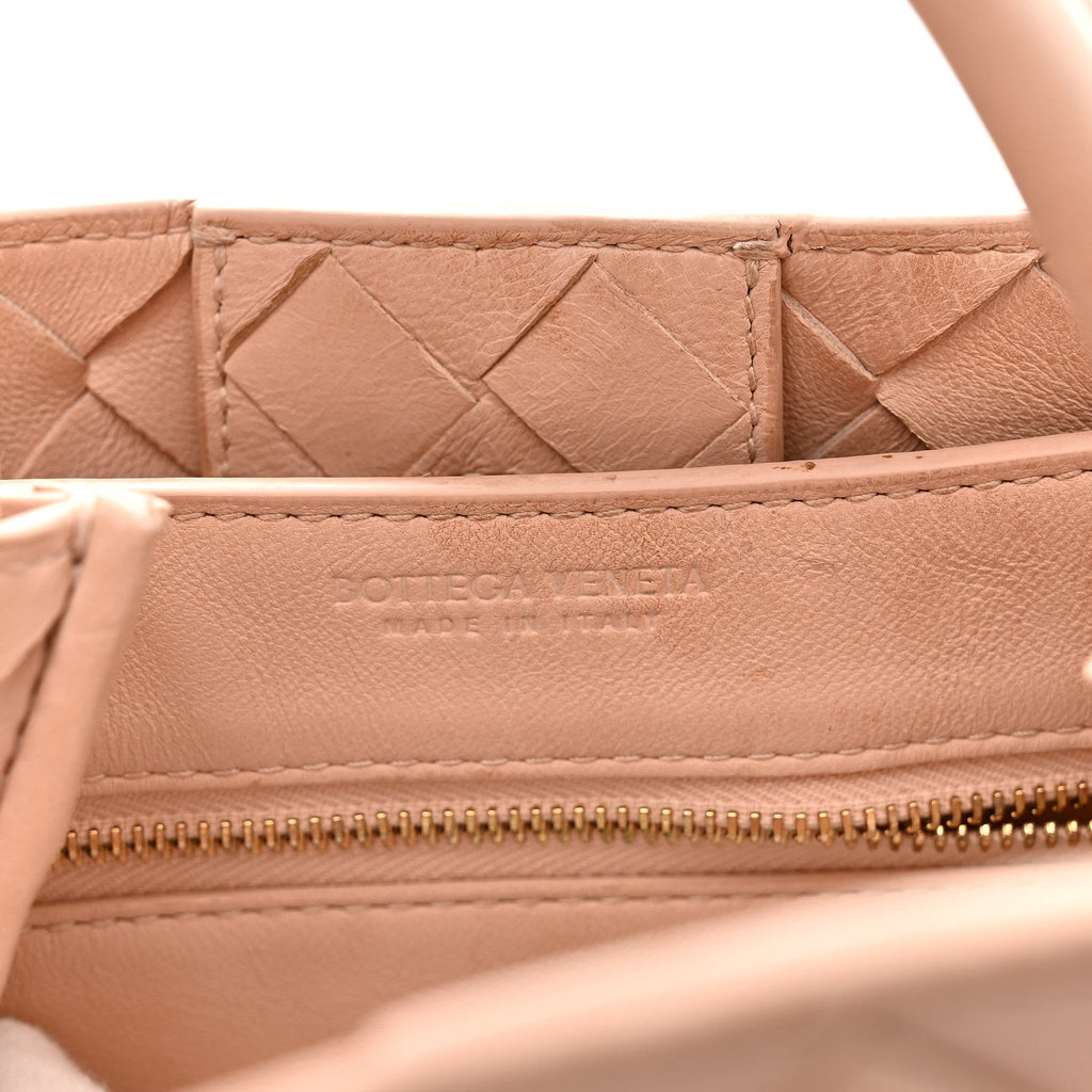 Nappa Intrecciato Small Andiamo Shoulder Bag Lotus