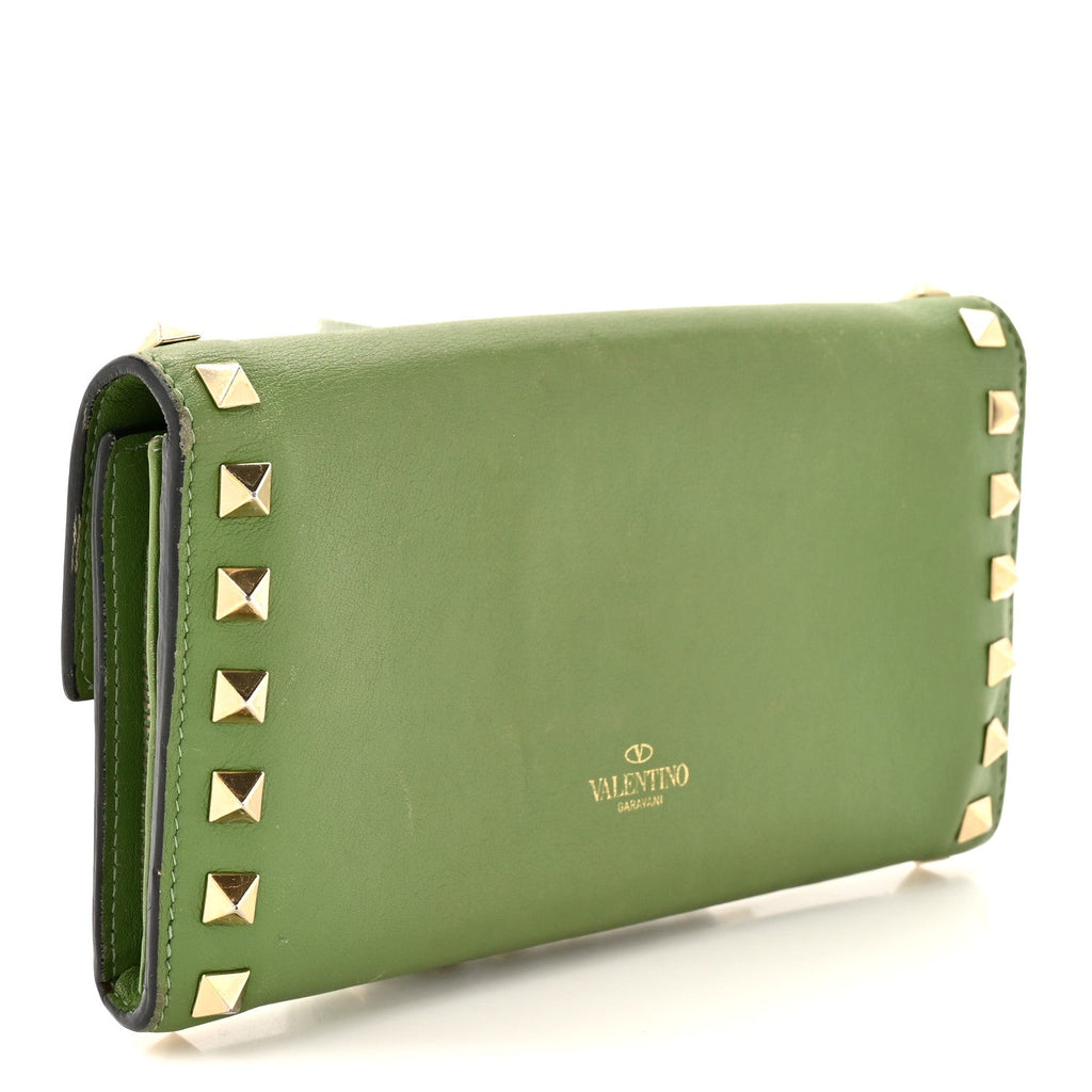 Calfskin Rockstud Wristlet Travel Wallet Green