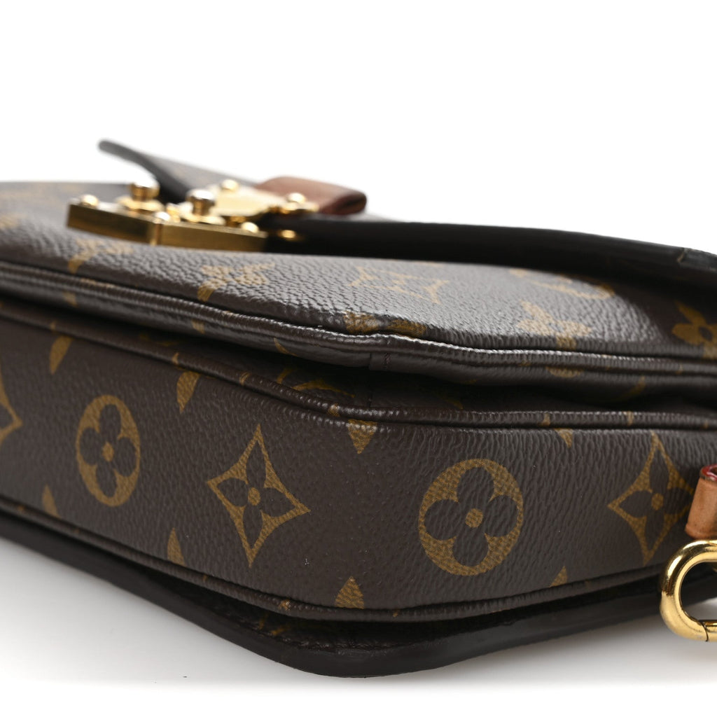 Monogram Pochette Metis East West