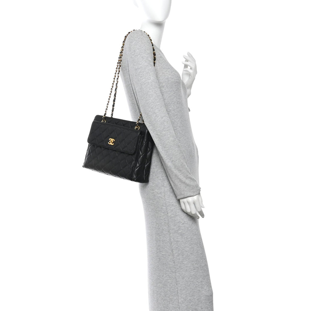 Caviar Quilted Flap Shoulder Bag Black