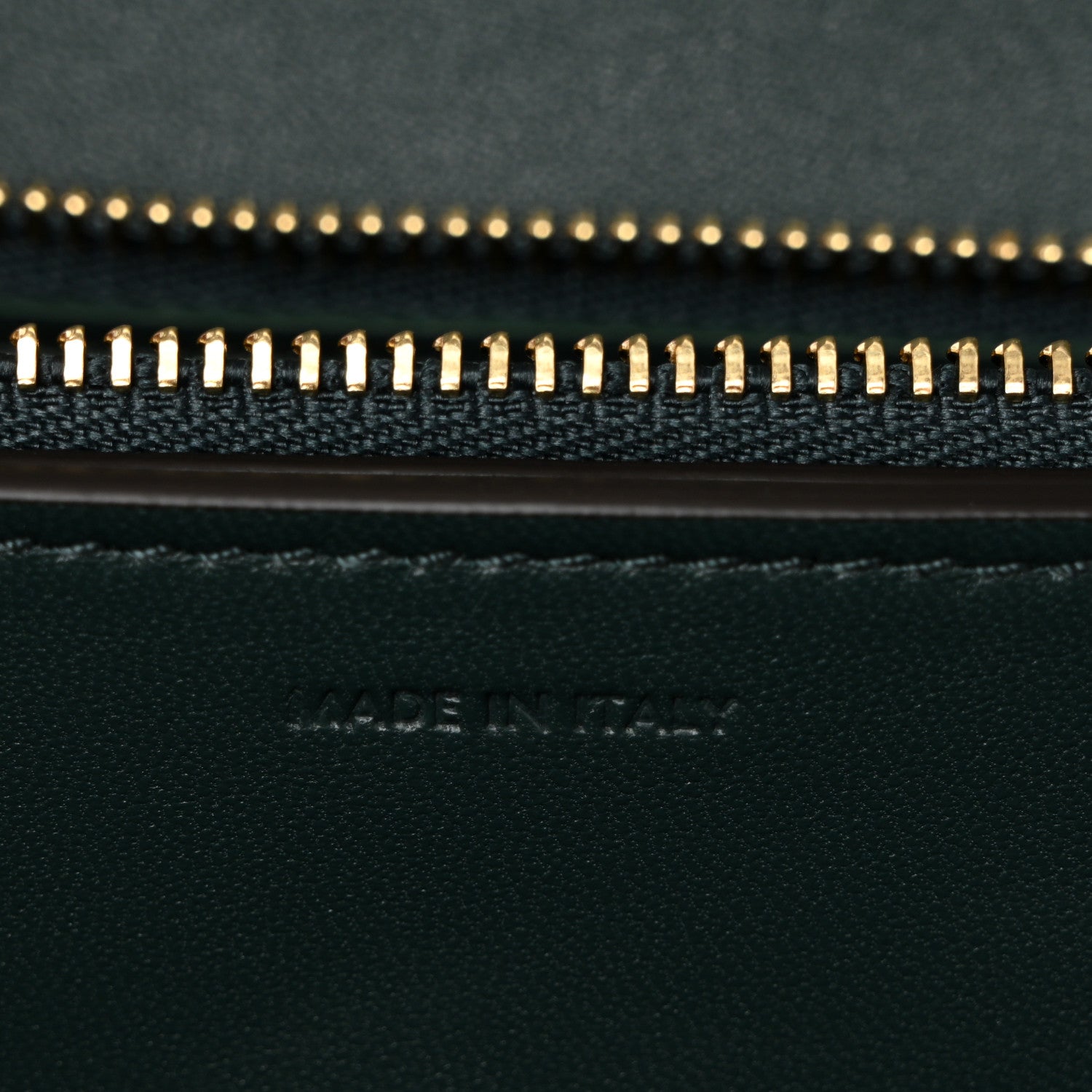 Box Calfskin Medium Classic Box Flap Bag Amazone