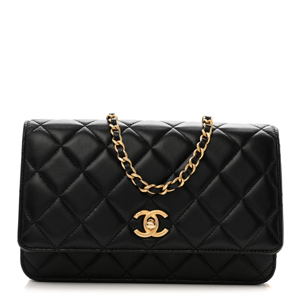 Lambskin Quilted CC Pearl Crush Wallet on Chain WOC Black
