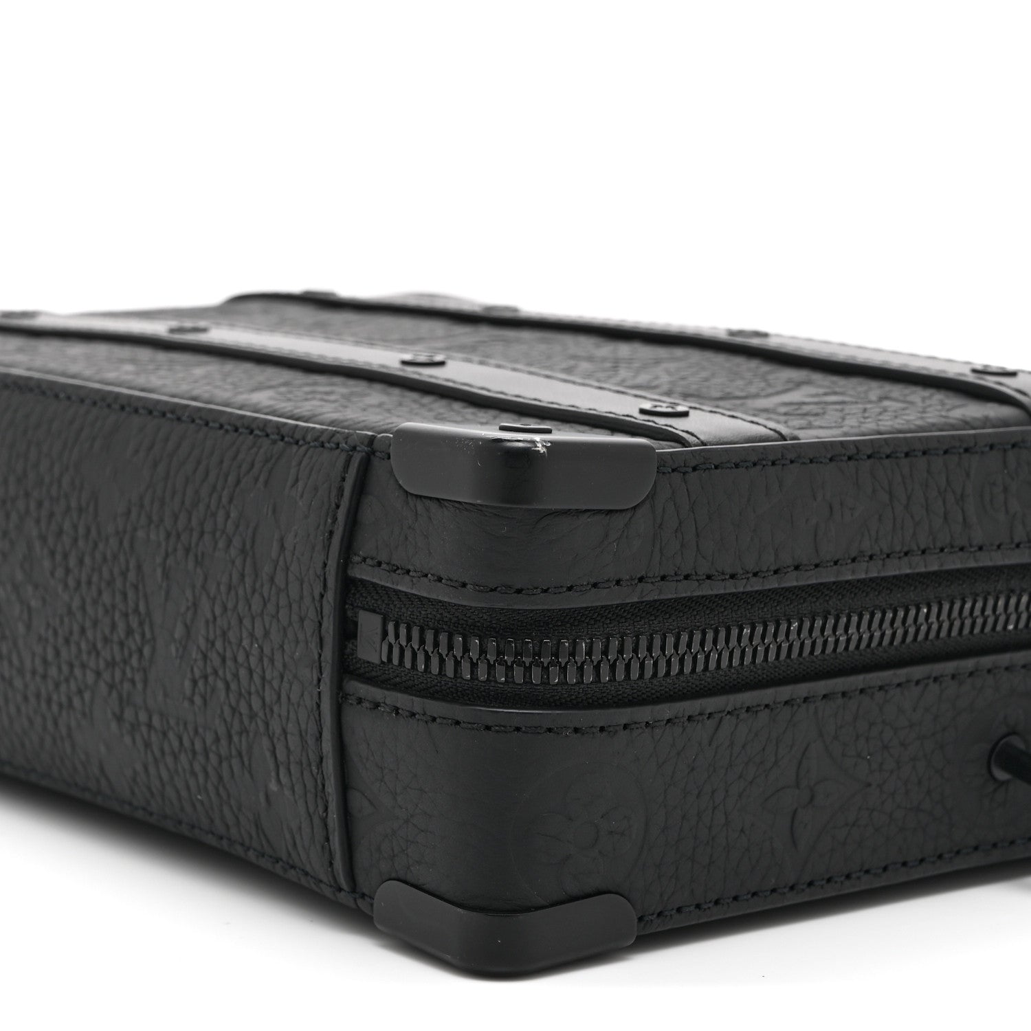 Taurillon Monogram Soft Trunk Black