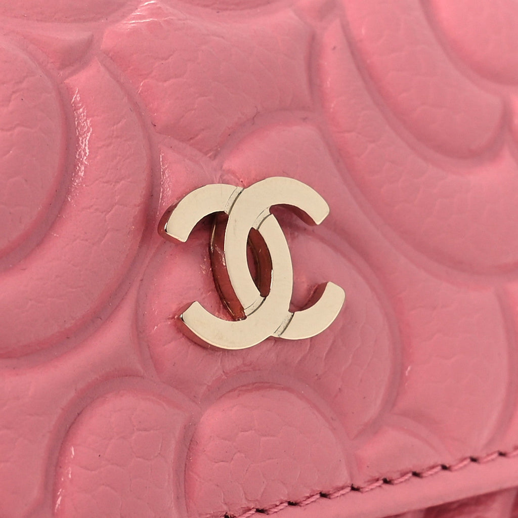 Caviar Camellia Embossed  Holder Wallet Pink