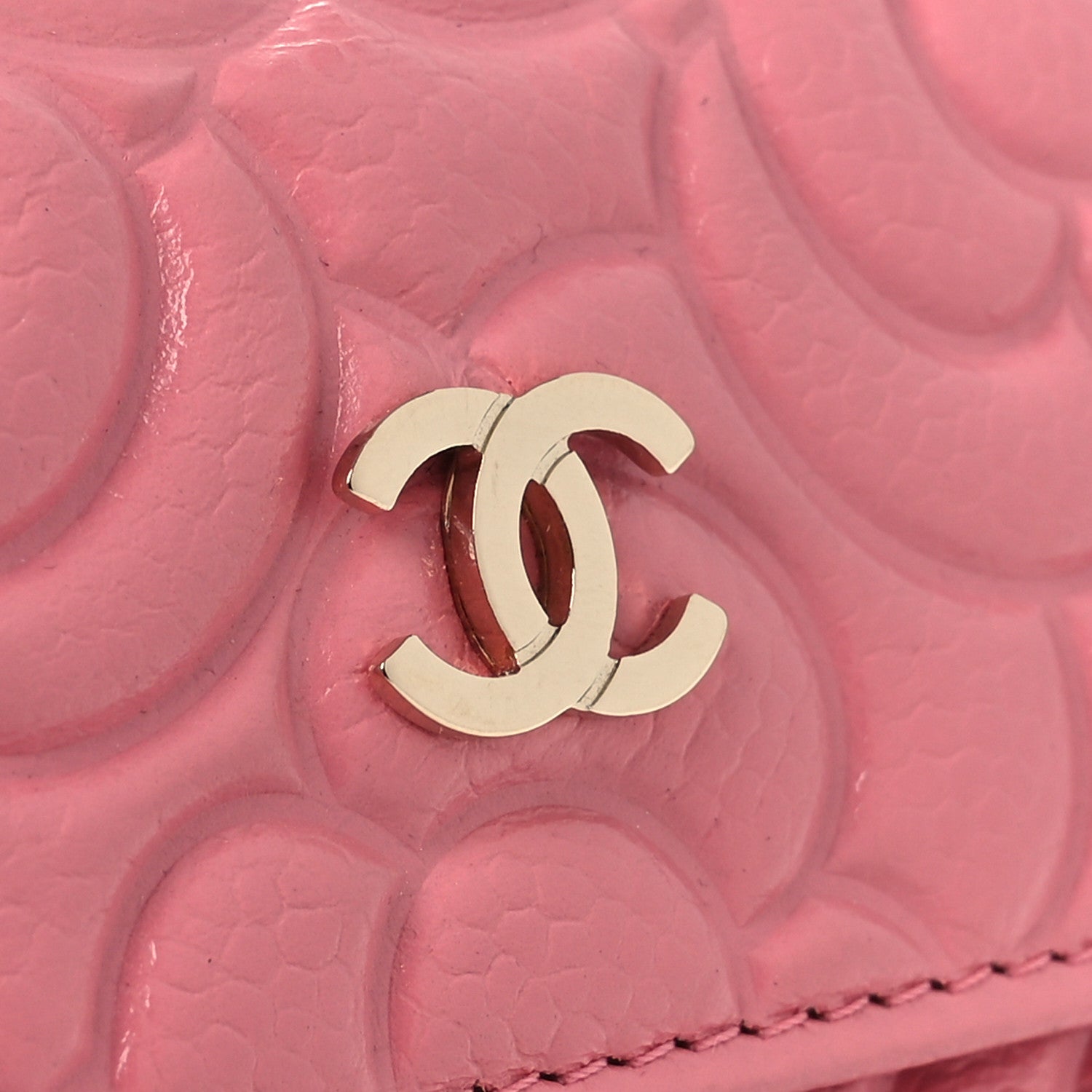 Caviar Camellia Embossed  Holder Wallet Pink