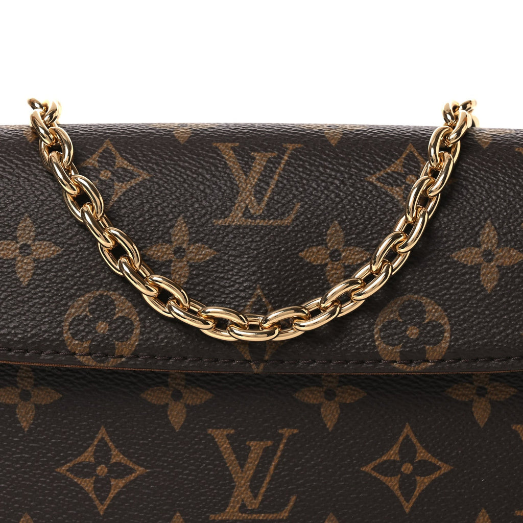 Monogram Ivy Wallet On Chain