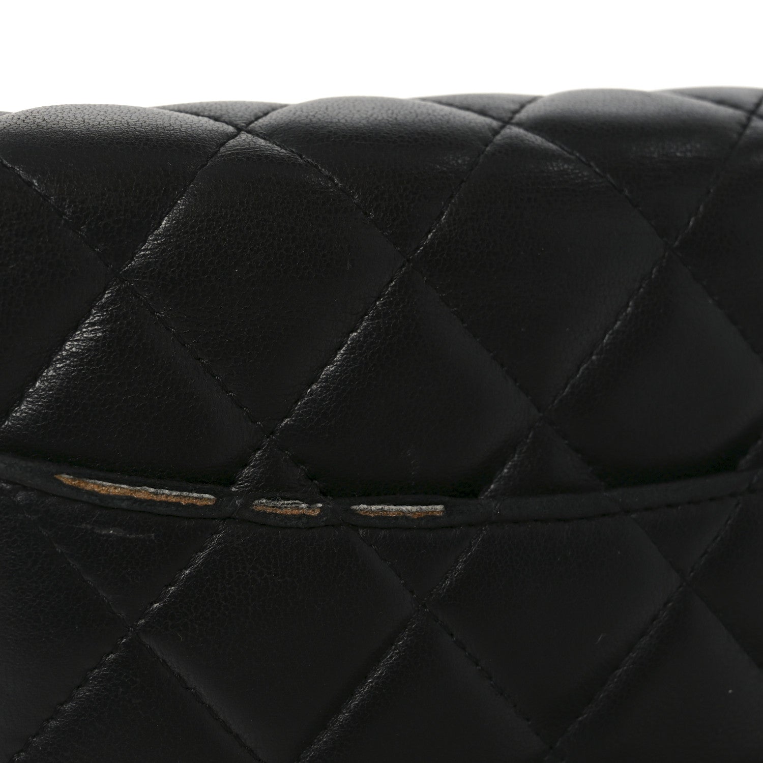 Lambskin Quilted Wallet On Chain WOC Black