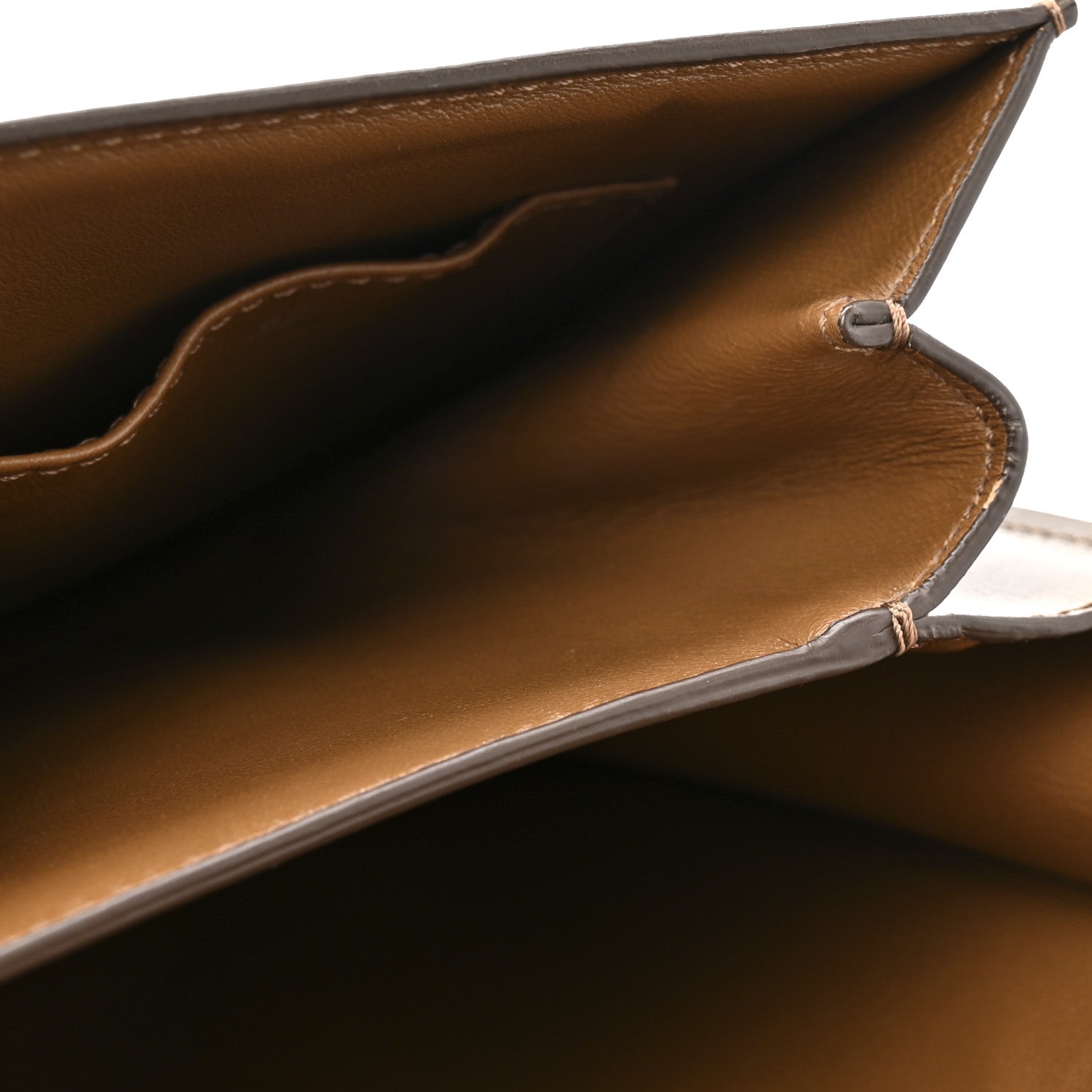 Box Calfskin Medium Classic Box Flap Bag Camel