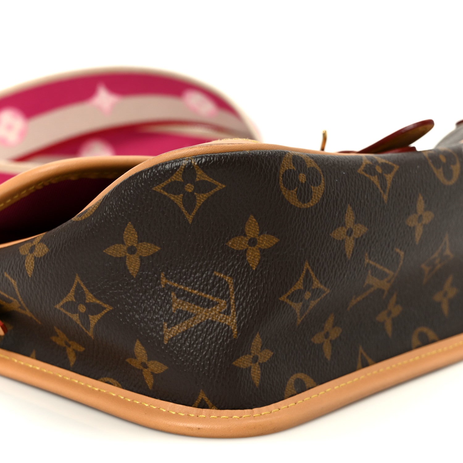 Monogram Diane Fuchsia