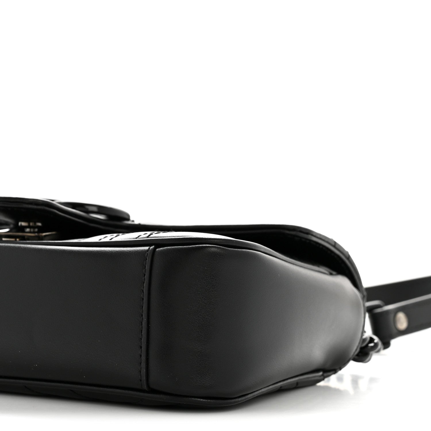 Calfskin Matelasse Monochrome Mini GG Marmont Shoulder Bag Black