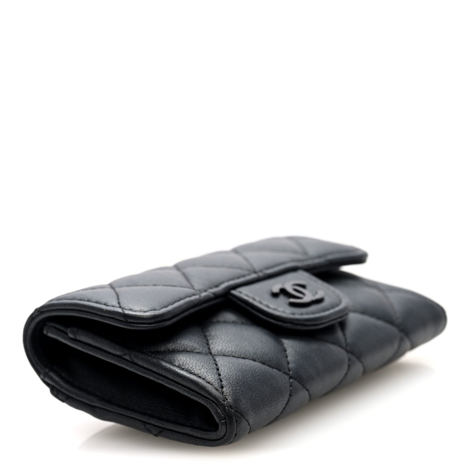 Pearly Lambskin Quilted Flap  Holder Wallet So Black