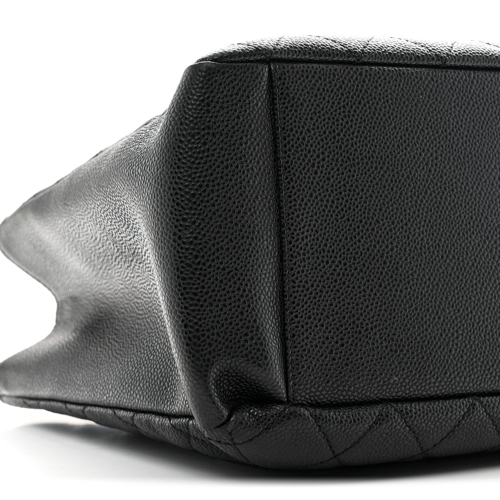 Caviar Quilted Grand Shopping Tote GST Black