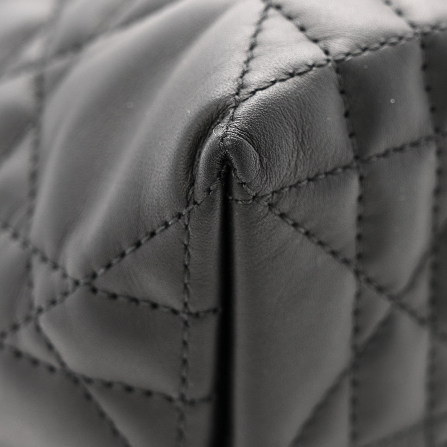 Calfskin Macrocannage Small Toujours  Black