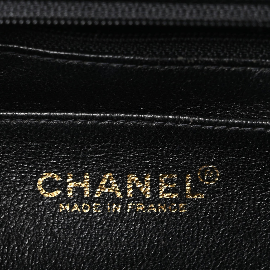 Caviar Quilted Jumbo Kelly Flap Black