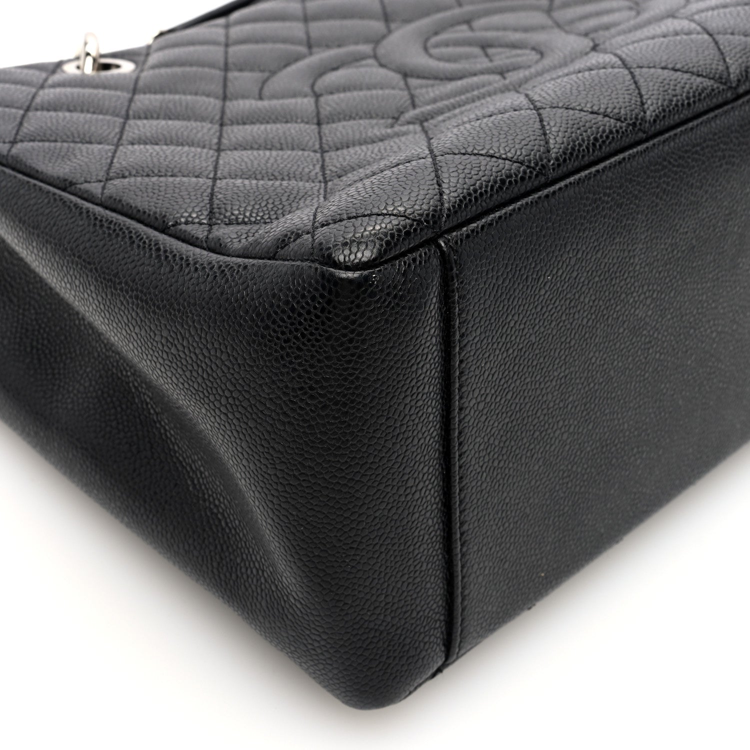 Caviar Quilted Grand Shopping Tote GST Black