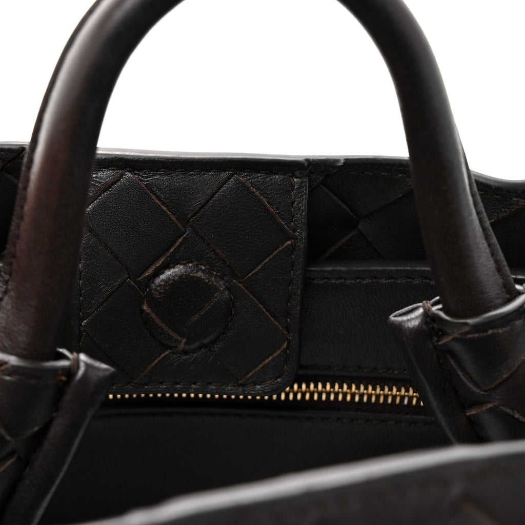 Nappa Intrecciato Small Andiamo Shoulder Bag Fondant