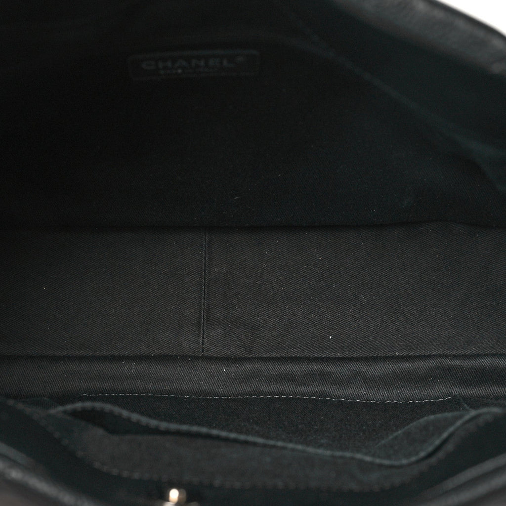 Caviar Quilted CC Timeless Soft Tote Black