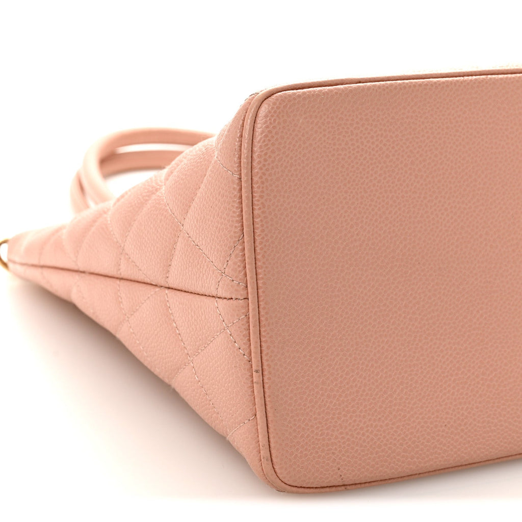 Caviar Quilted Medallion Tote Light Pink
