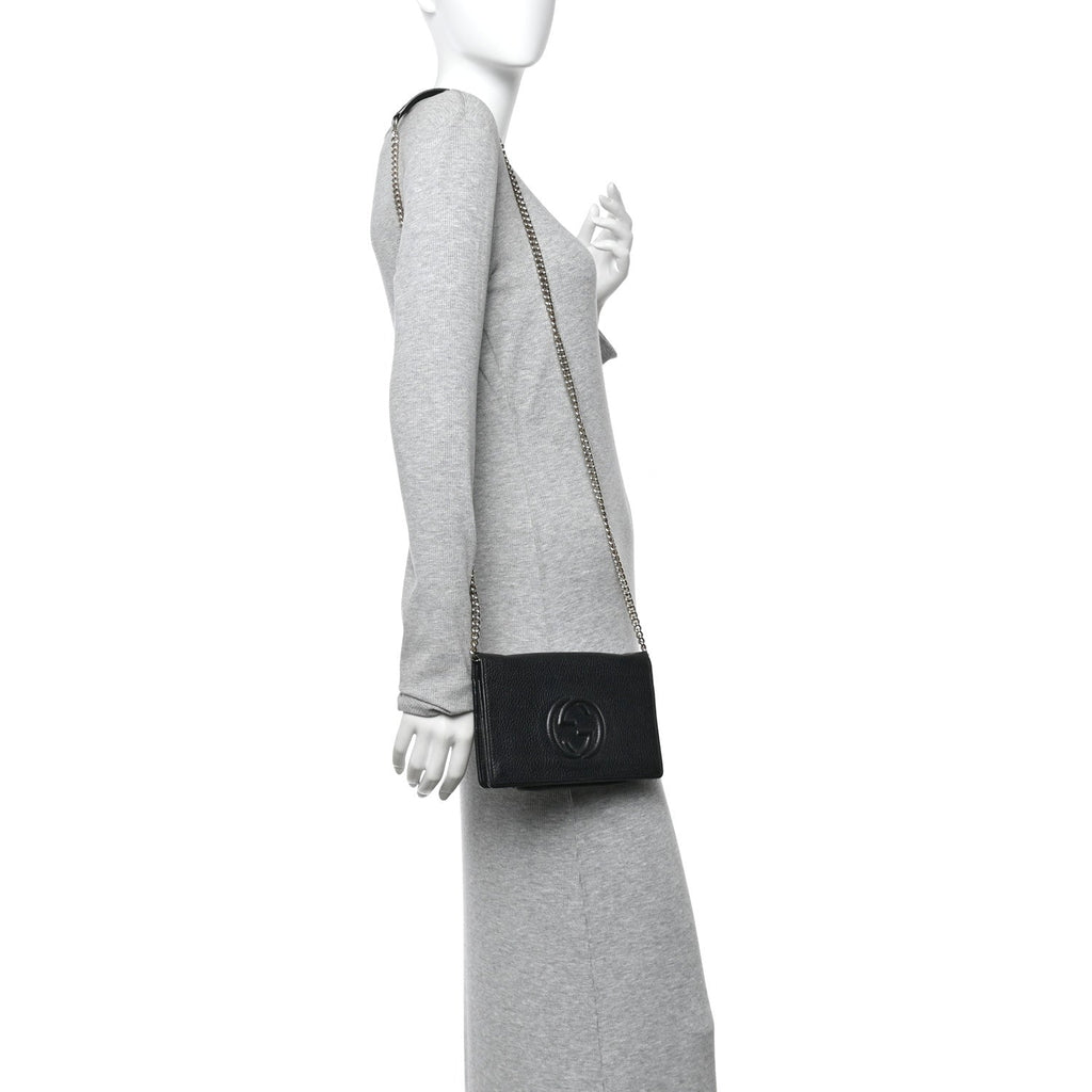 Pebbled Calfskin Soho Wallet On Chain Black