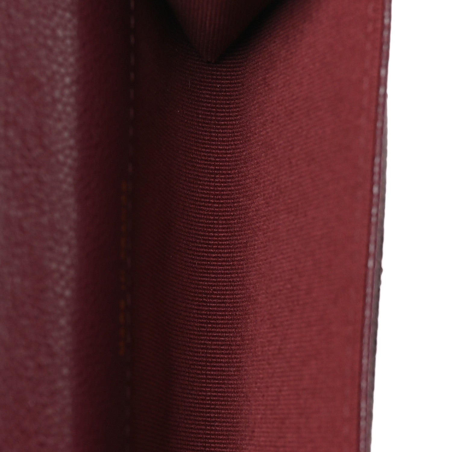 Caviar Flat Chevron Quilted Flap  Holder Burgundy