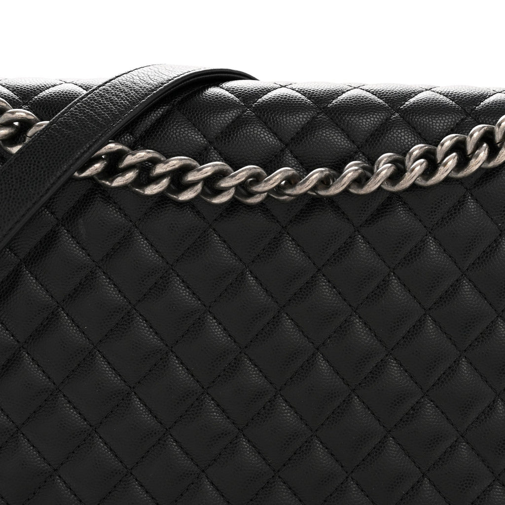 Caviar Quilted Large Boy Flap Black