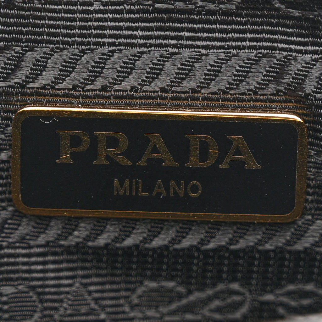 Saffiano Lux Re-Edition 2005 Shoulder Bag Black