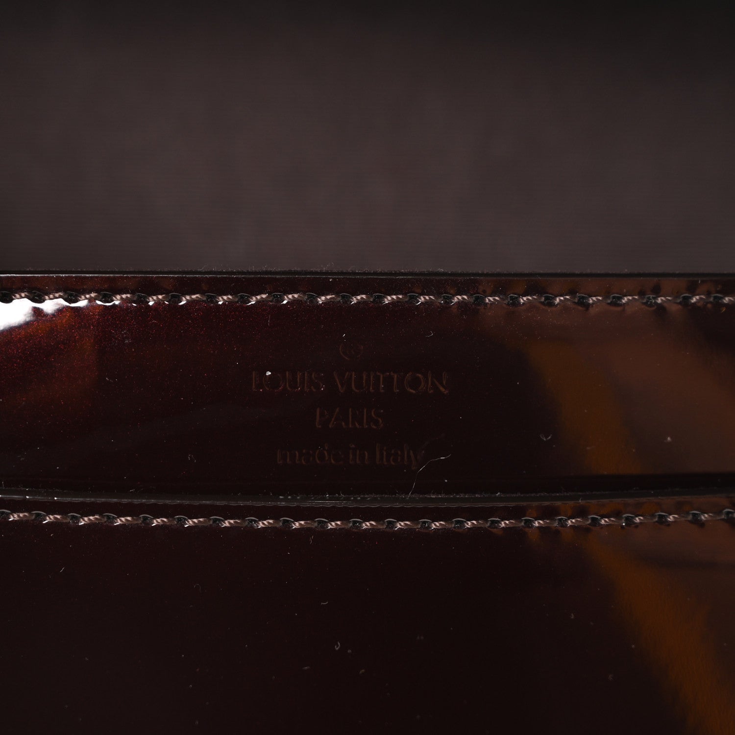 Patent Louise GM Chain Clutch Amarante