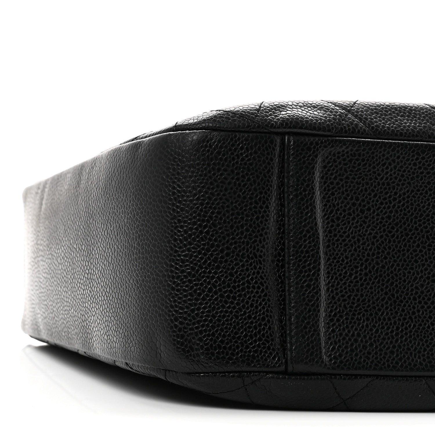Caviar Quilted Timeless CC Shoulder Bag Black