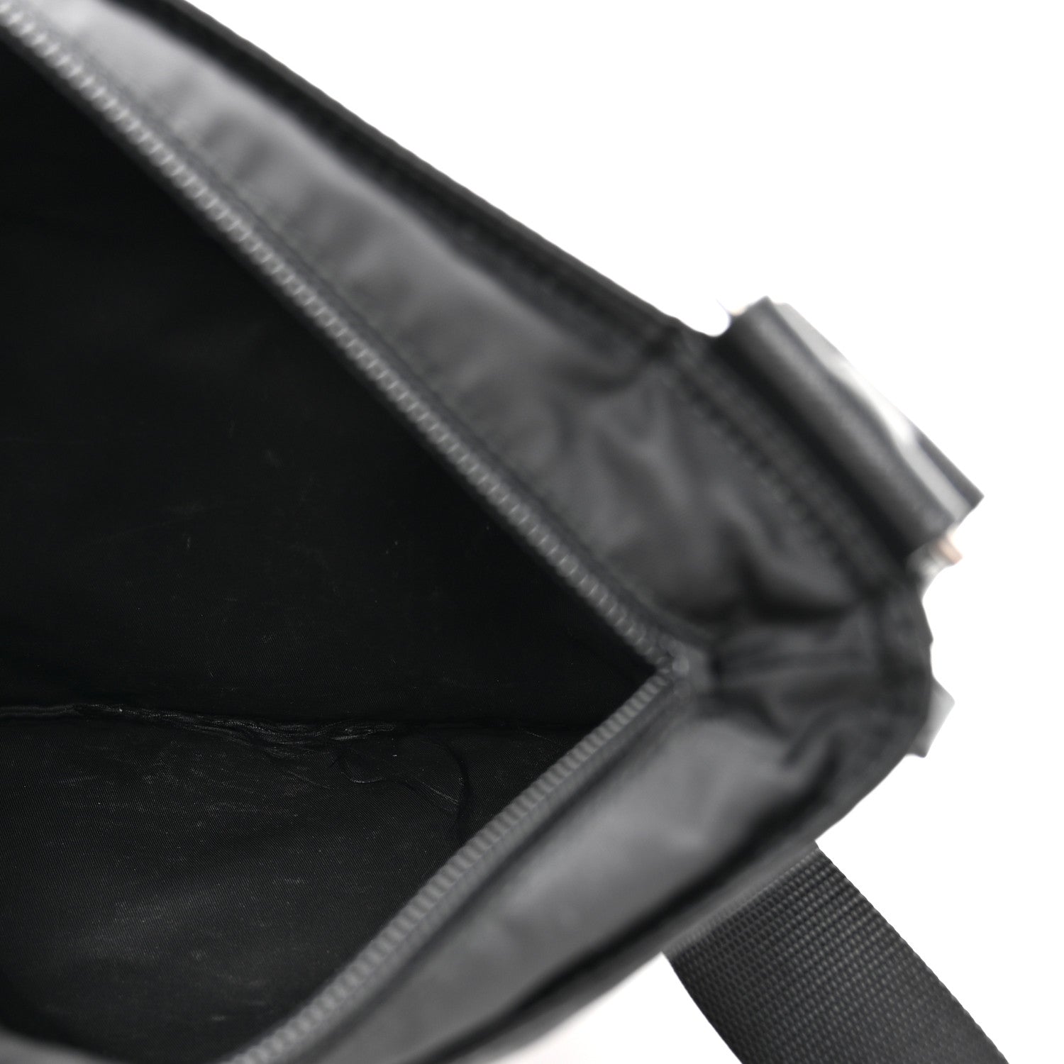Nylon Vela Flat Messenger Bag Black
