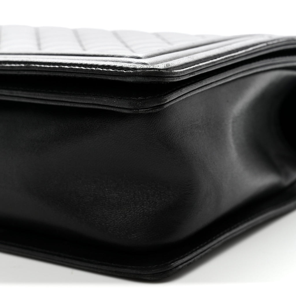 Lambskin Quilted New Medium Boy Flap Black