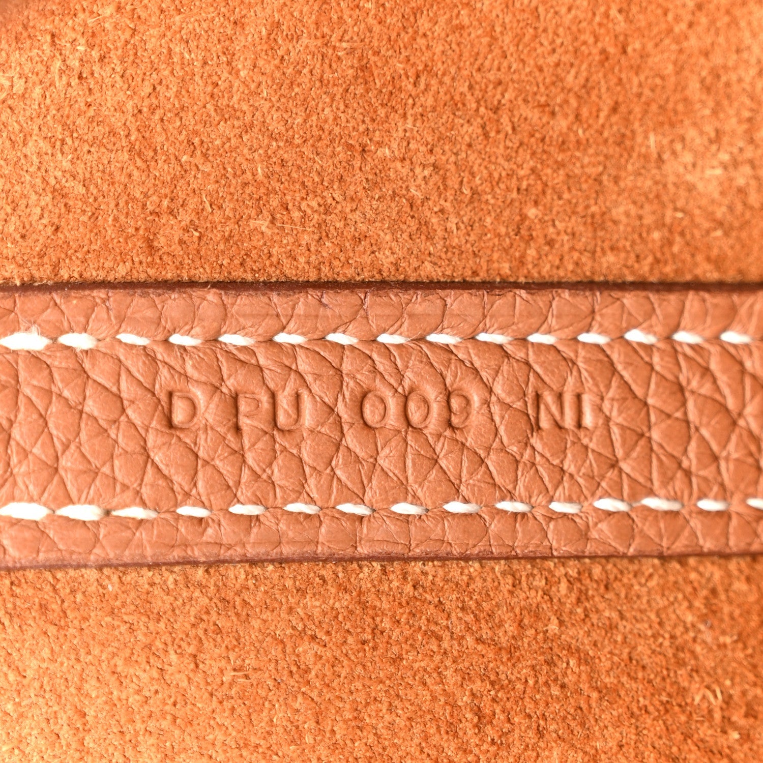 Taurillon Clemence Picotin Lock 22 MM Gold