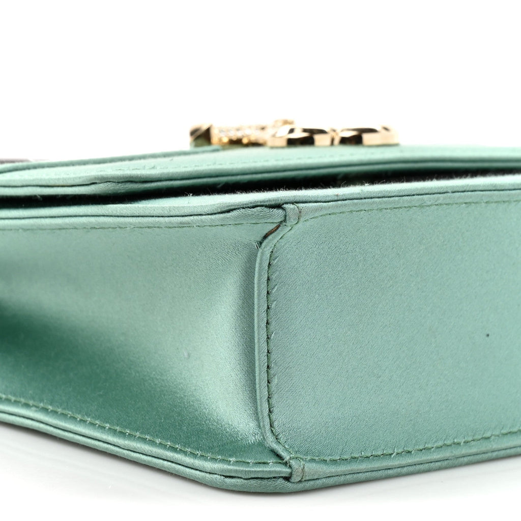 Satin Pearl Varenne Shoulder Bag Green