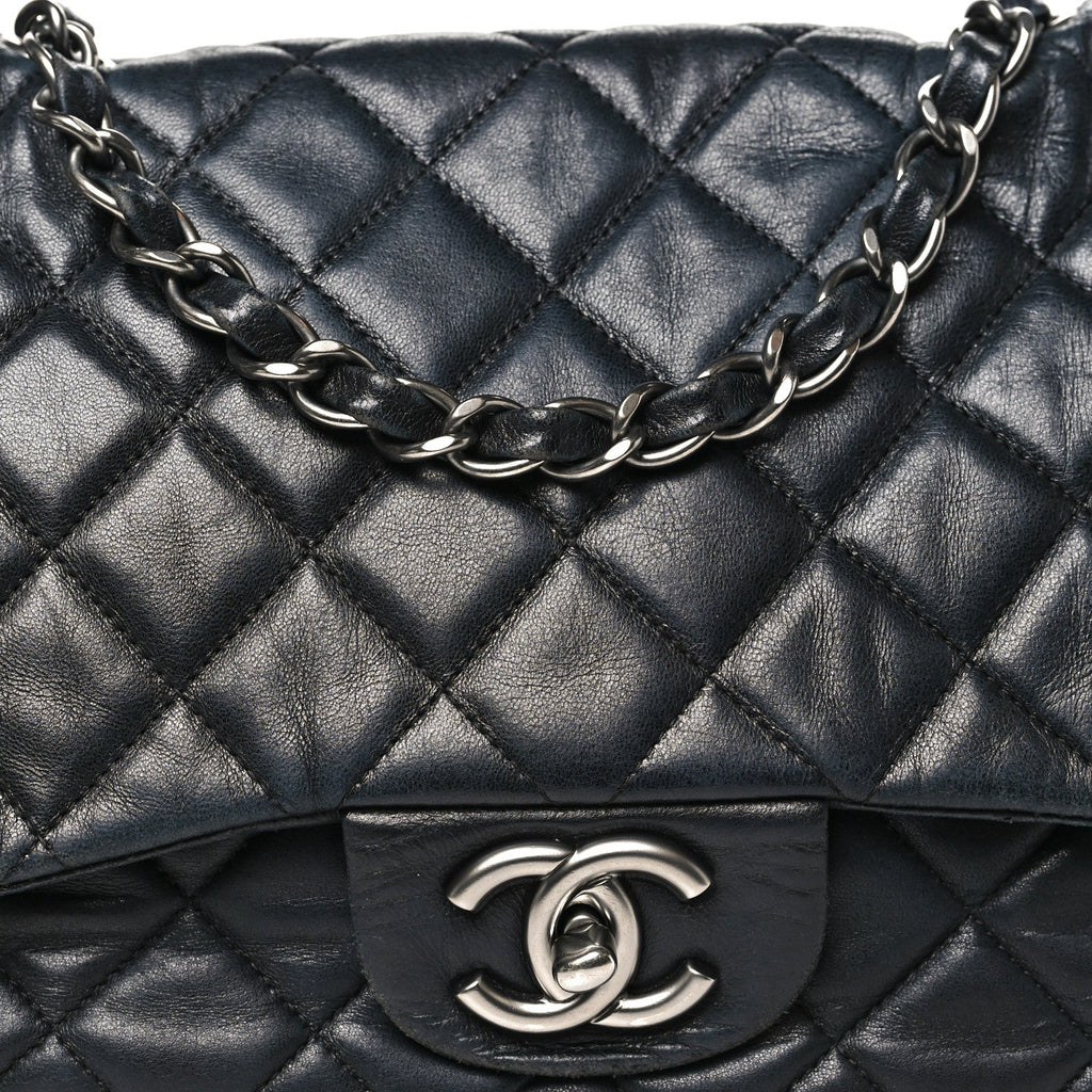 Lambskin Quilted Jumbo Single Flap Black