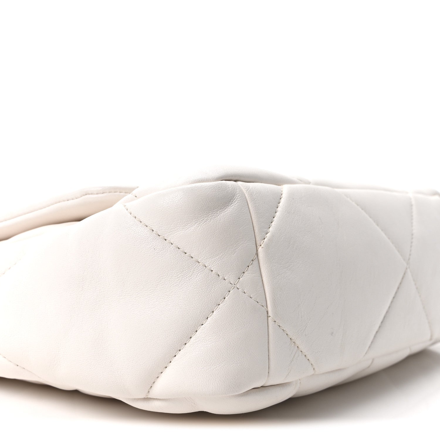 Lambskin Quilted Medium Chanel 19 Flap White