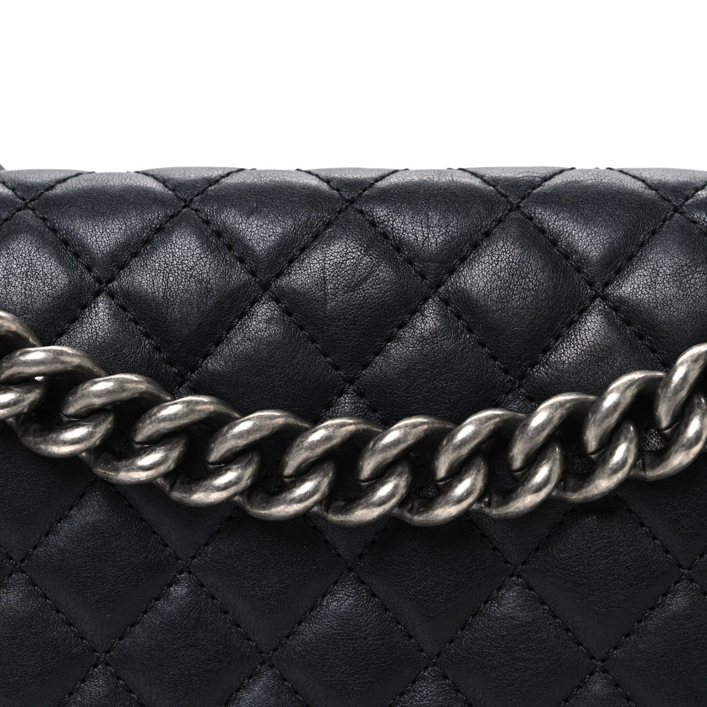 Lambskin Quilted Medium Boy Flap Black
