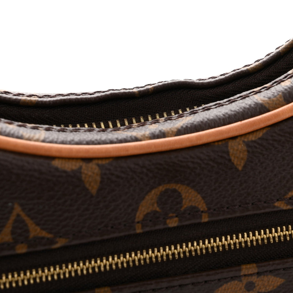 Monogram Loop