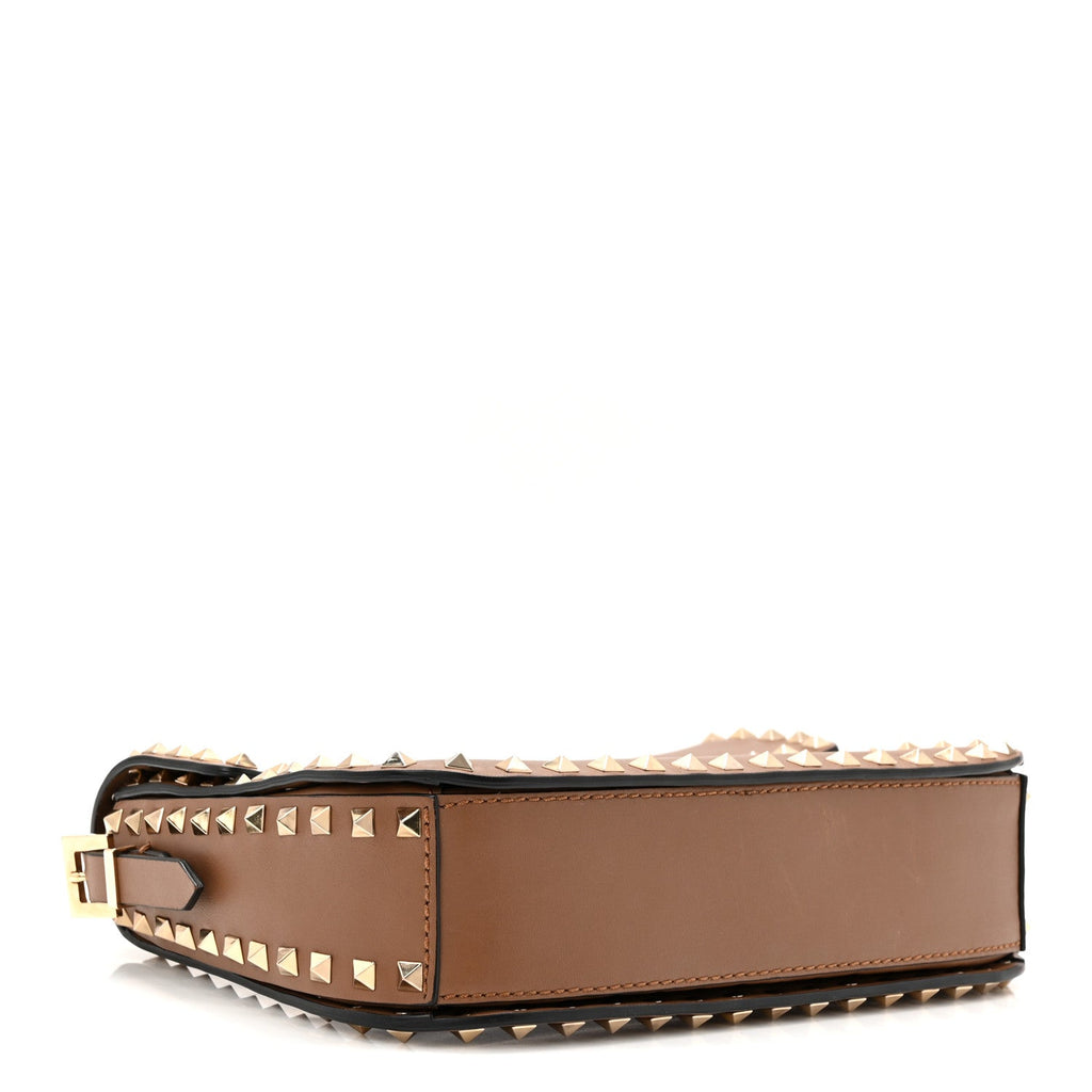 Vitello Medium Rockstud Flap Saddle Bag Brown