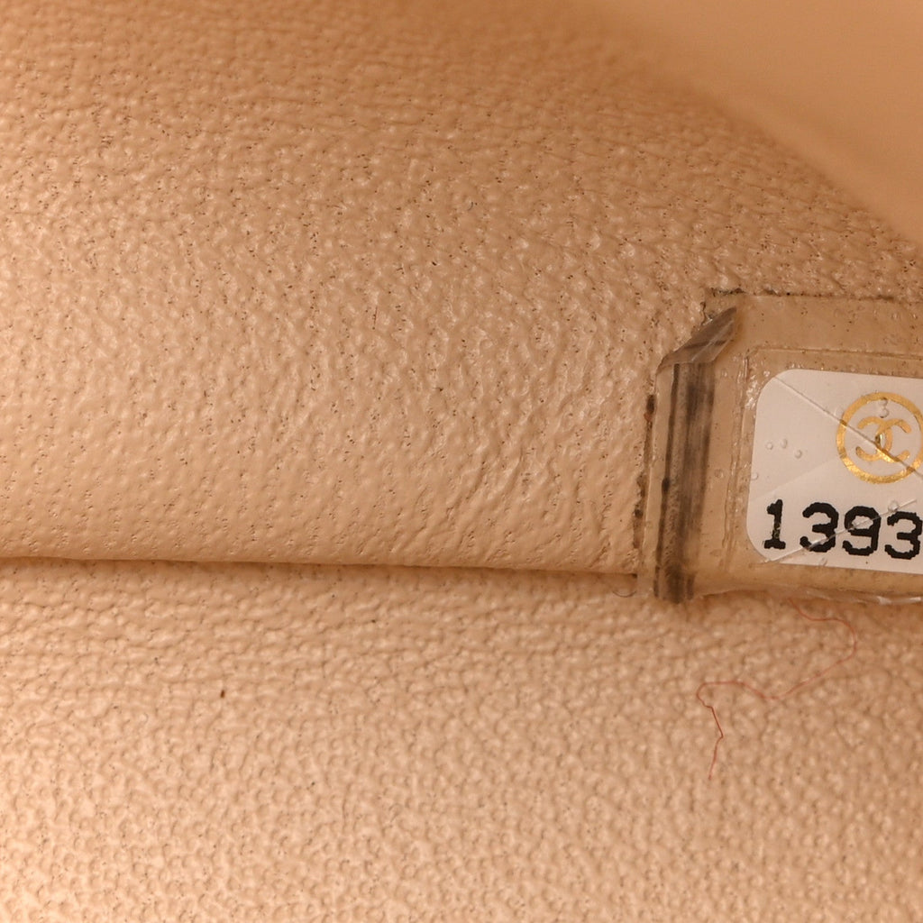 Caviar Quilted Jumbo Single Flap Beige Clair
