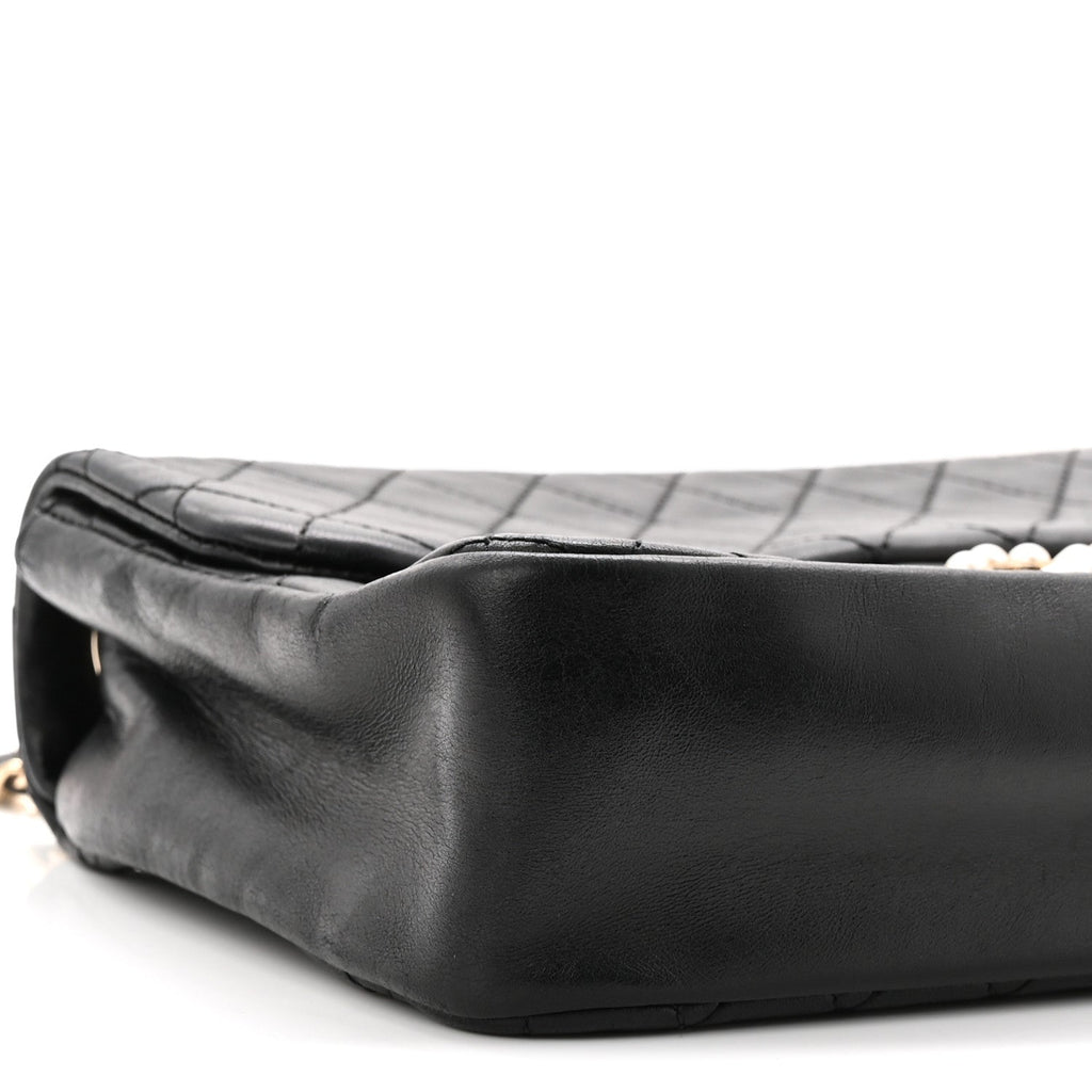 Lambskin Medium Westminster Pearl Flap Black