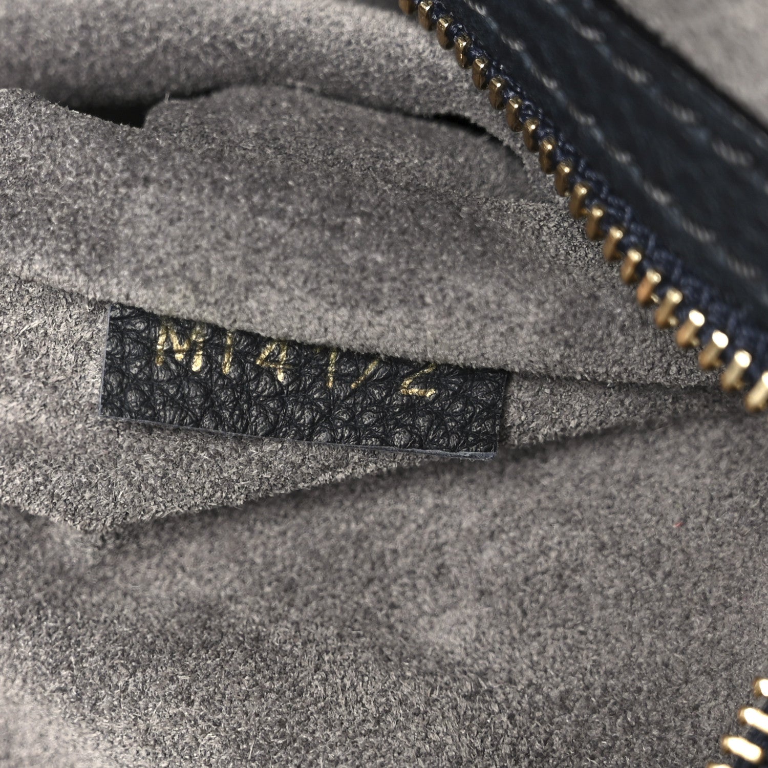 Veau Cachemire SC Bag PM Black