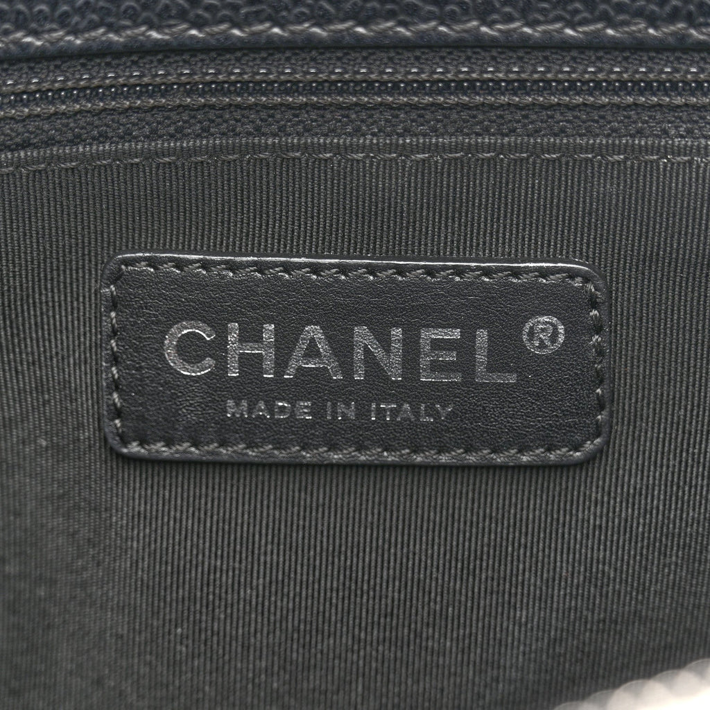 Caviar Quilted Grand Shopping Tote GST Black